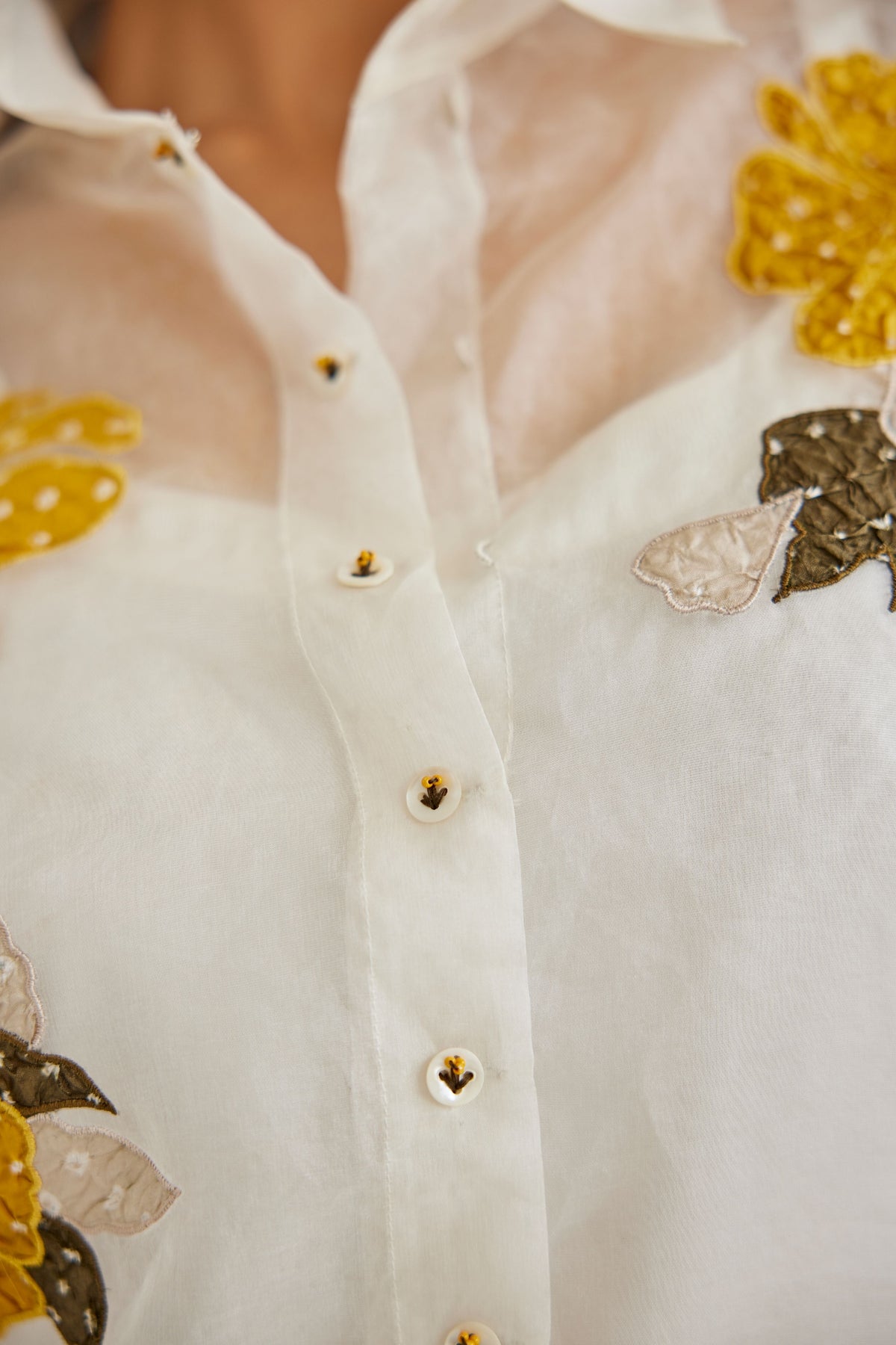 Applique Collar Shirt