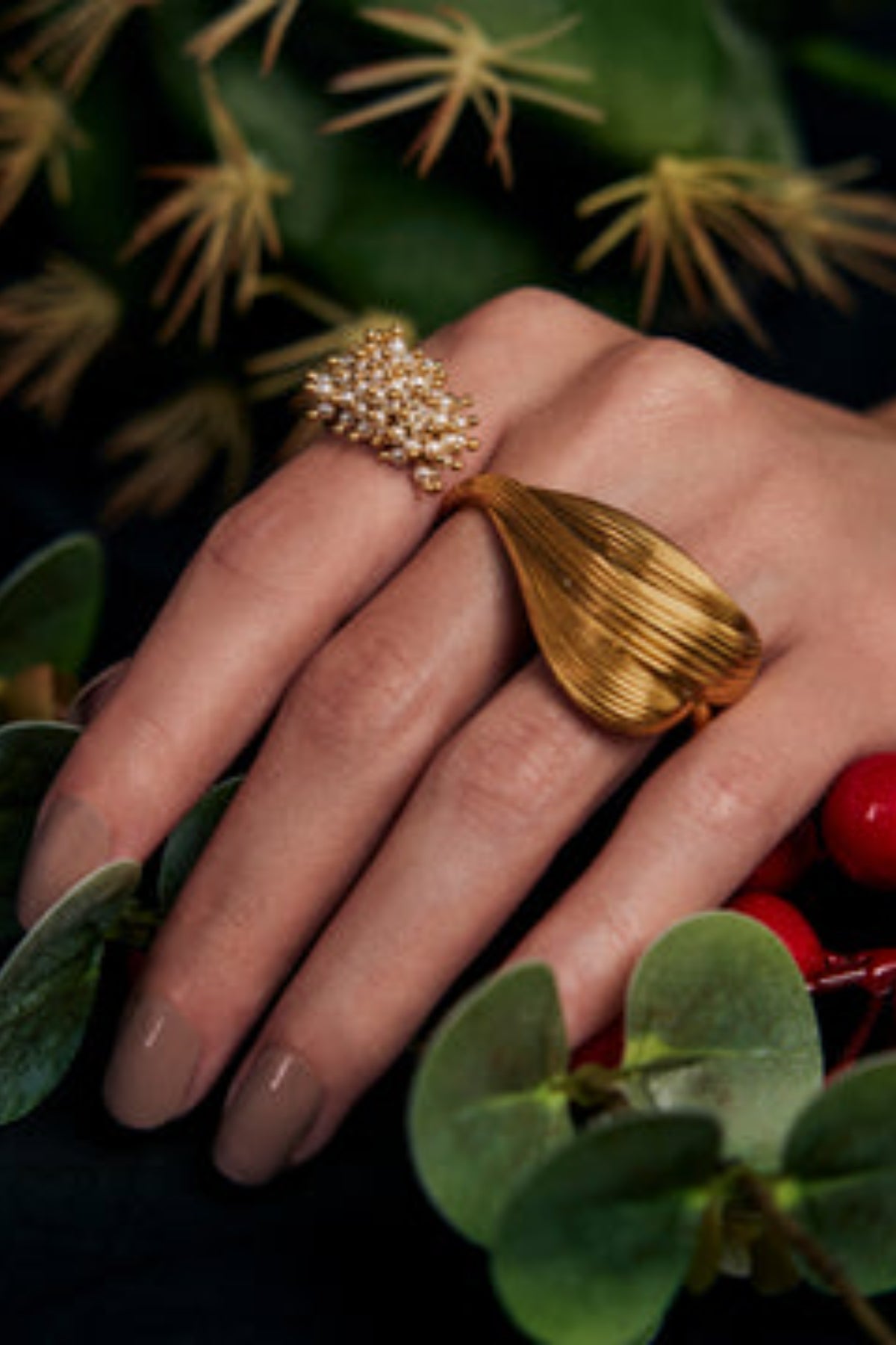 Opaline Double-motif Ring