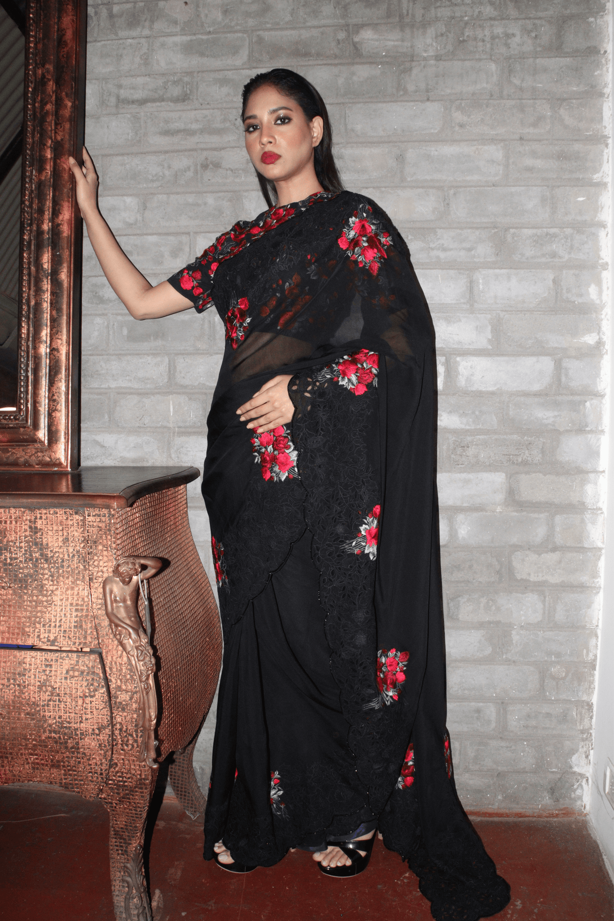 Rose Bunch Lace Cutwork Saree