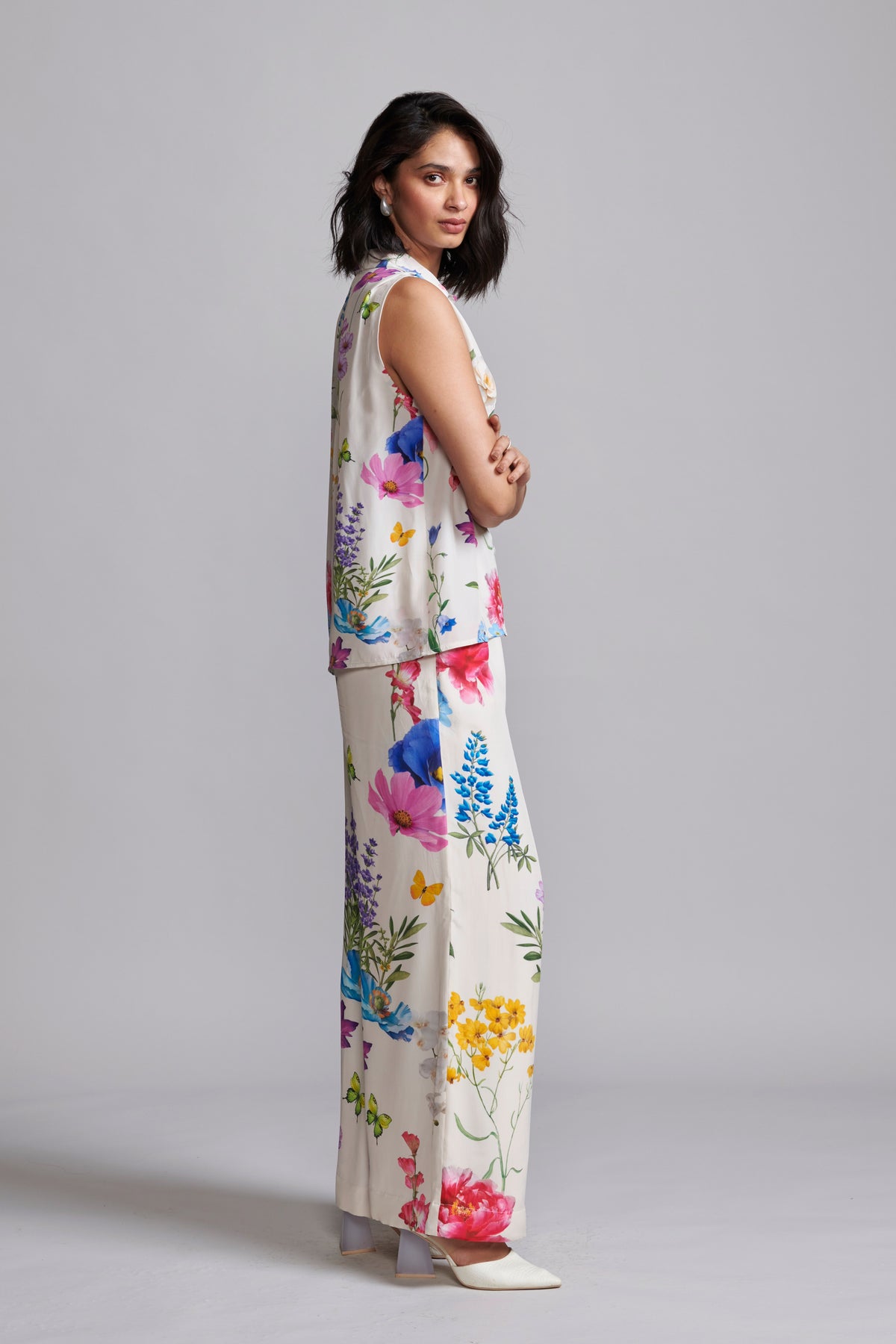 Sleeveless Floral Pant Set