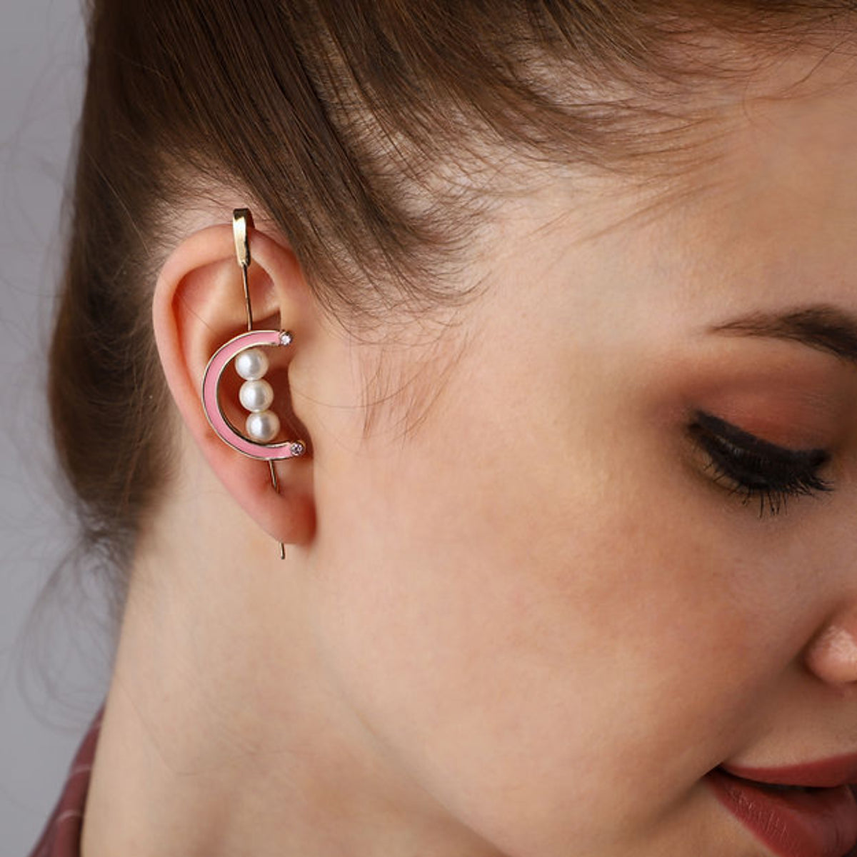 Needle Earcuff With Stud