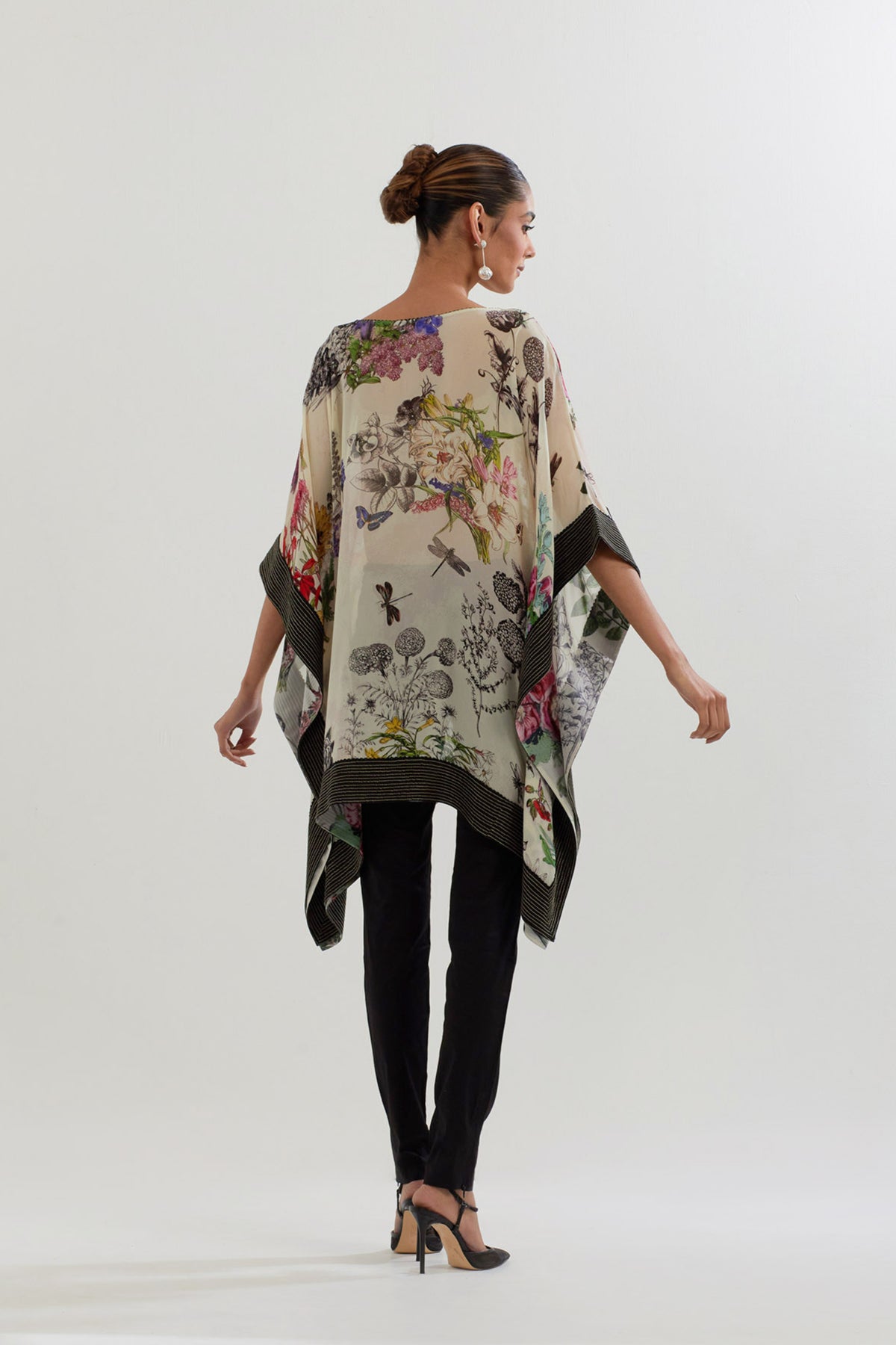 Poncho With Pant