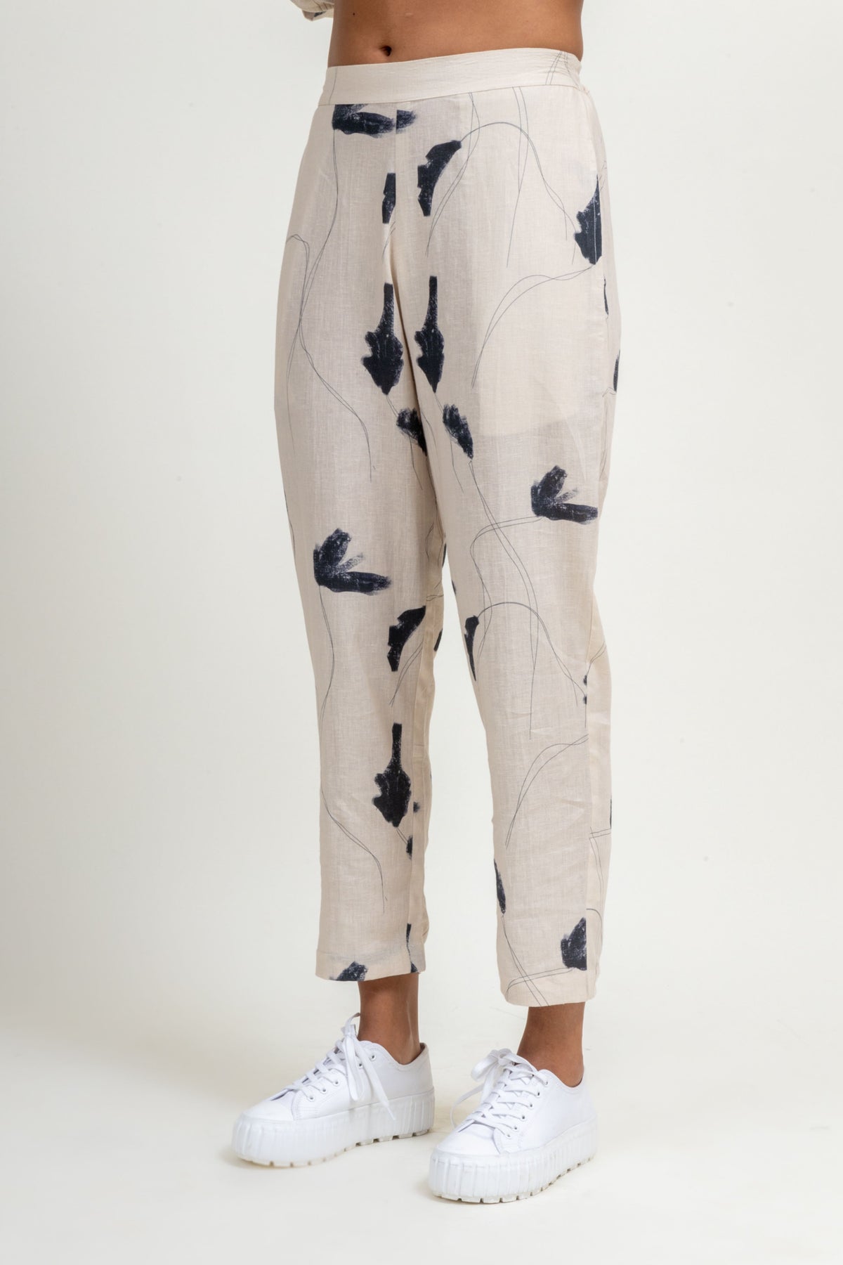 Tapered Printed Pants