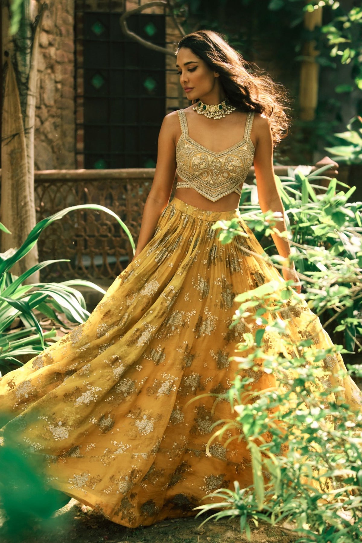 Lisa Sylvia Lehenga Set