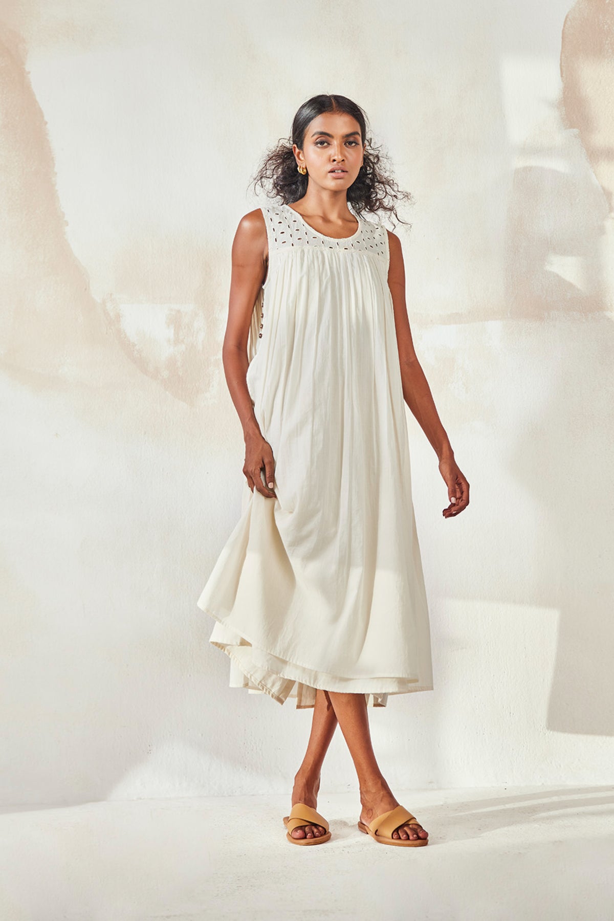 Egg shell maxi