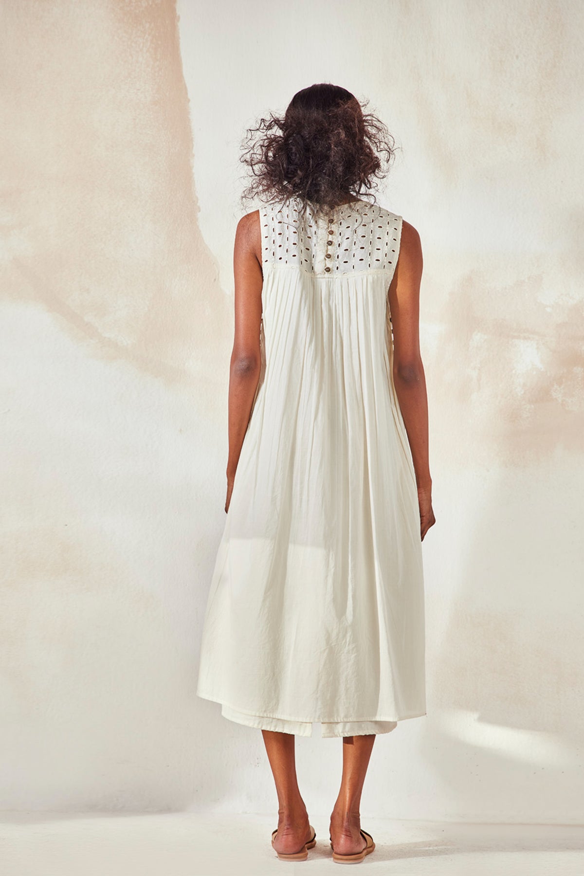 Egg shell maxi