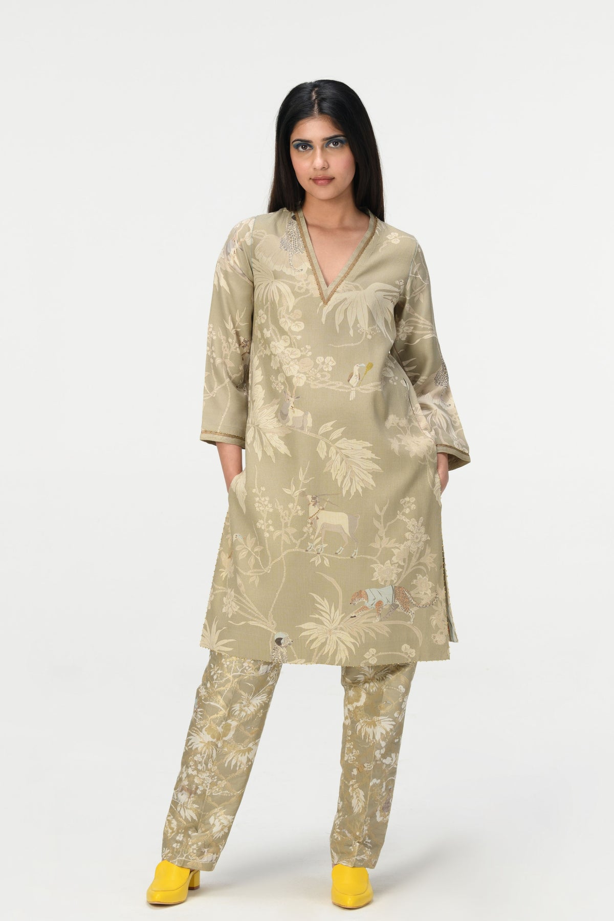 Springforest Oyester Grey Roshan V Kneck Kurta