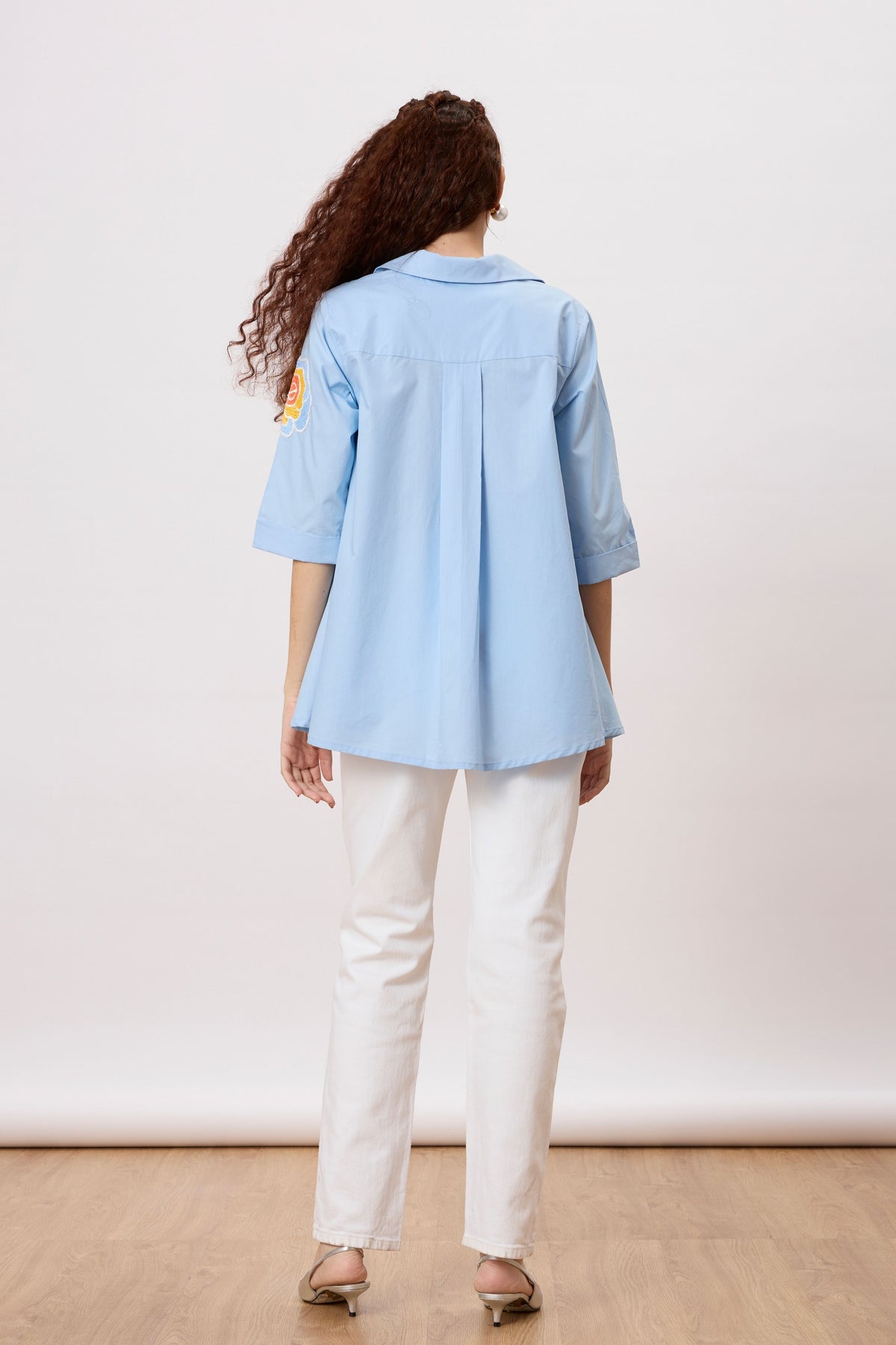 Sienna Applique Dutch Blue Shirt