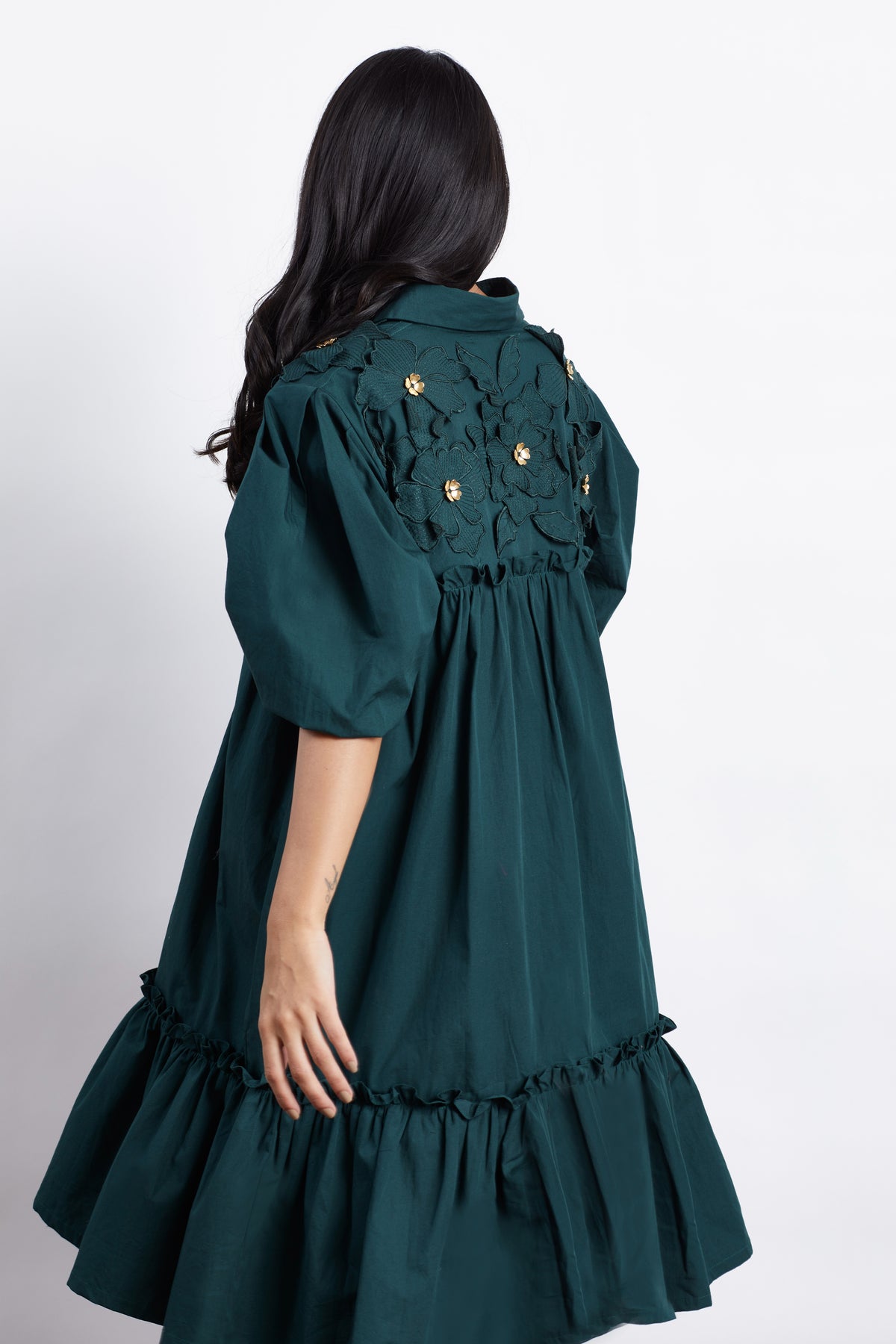 Green furbelow dress