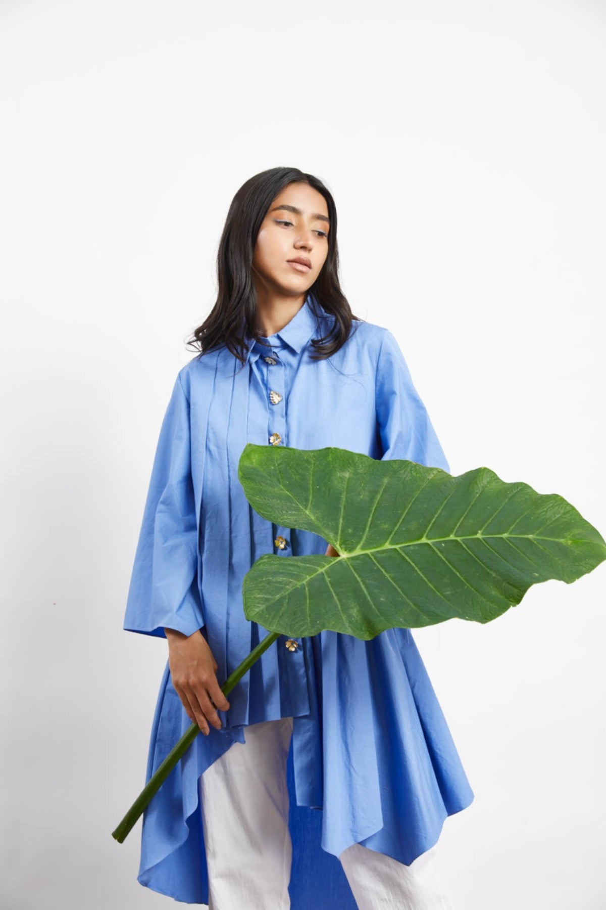 Blue parijat pleat shirt