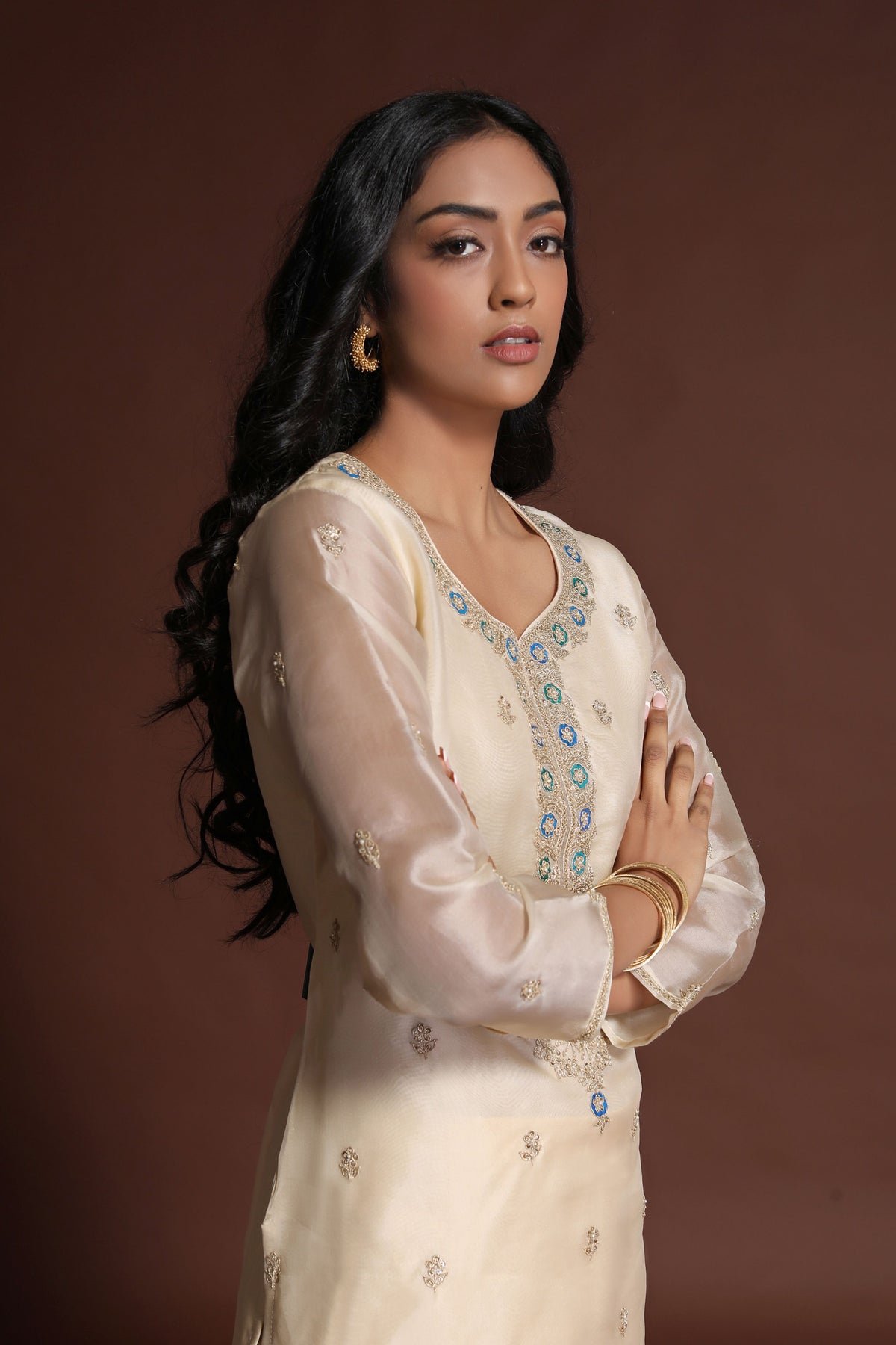 Ivory &amp; leheriya kurta set