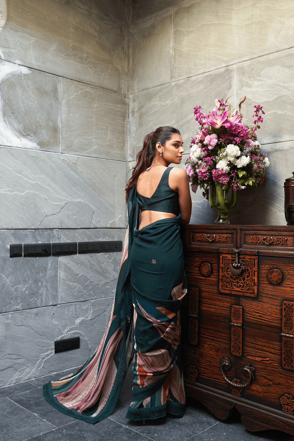 Bottle Green Abstract Print Saree With Blouse