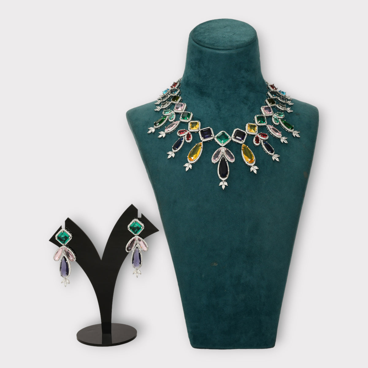 Admiration Contemporary Necklace Set